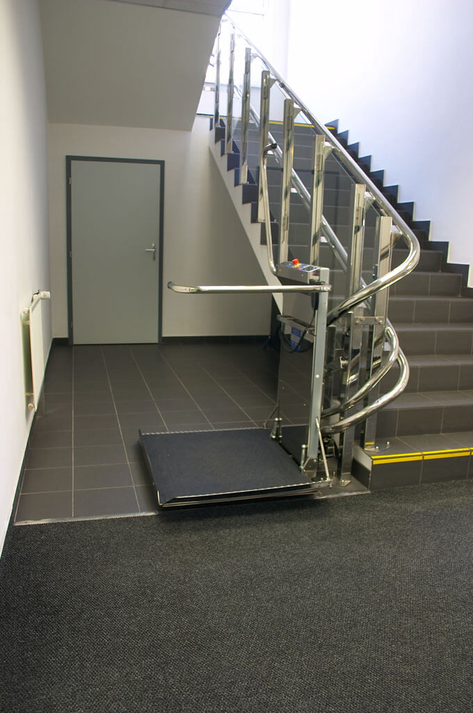 Plateforme monte-escalier pour PMR