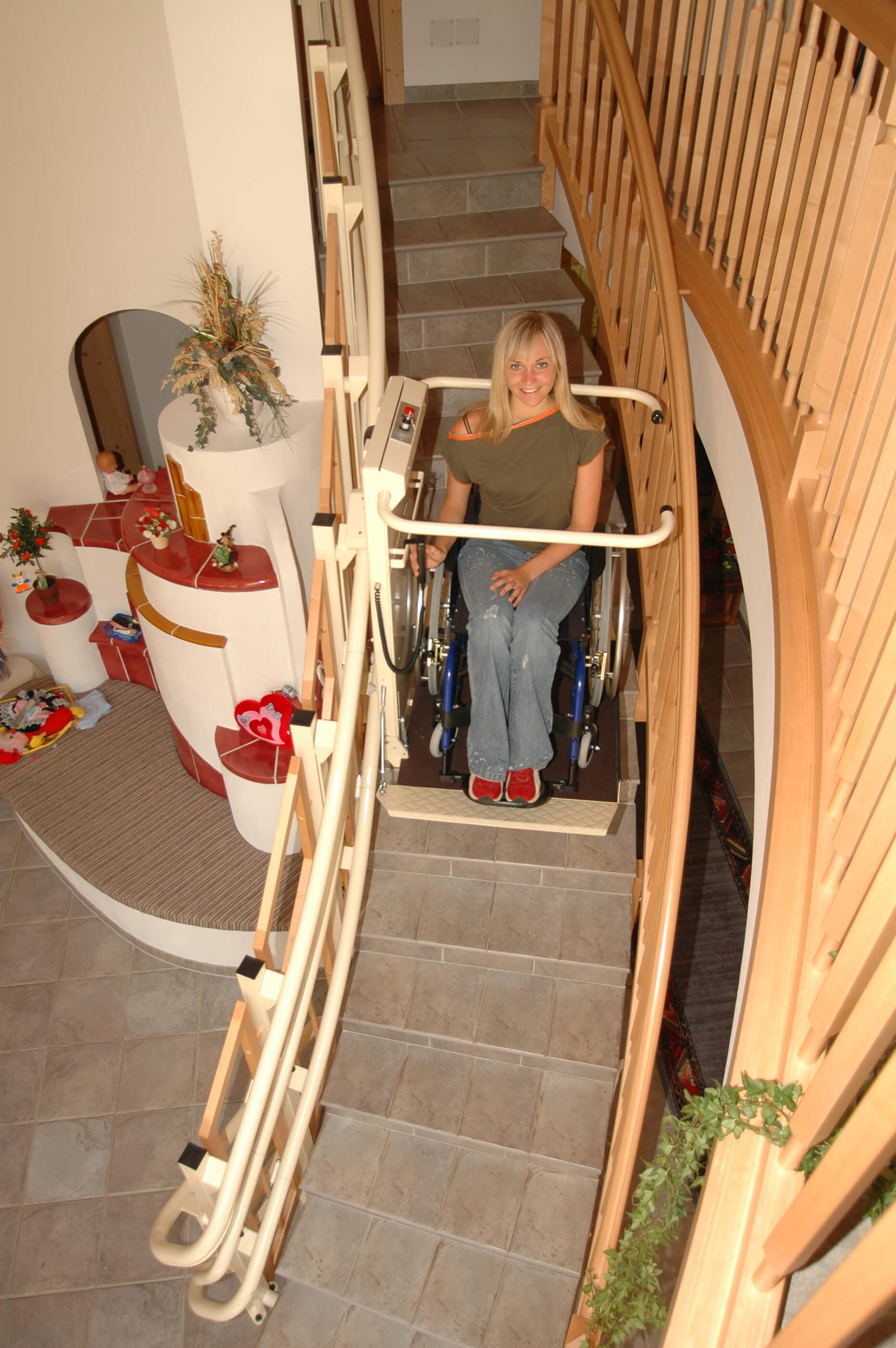 Installation monte-escalier extérieur / intérieur pour handicapé